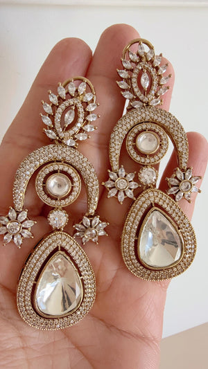 Sabyasachi-Inspired Moissanite kundan Earrings/Elegant Statement Jewelry/Gold Finish Moissanite Polki Earrings/Bridal Diamond earrings