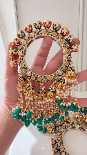 New arrival Bridal Rajwadi Kada with kalira jhumka / Sangeet Kada/ Emerald Rajwadi Kada /Indian Wedding jewelry/Green Kundan bridal bangles