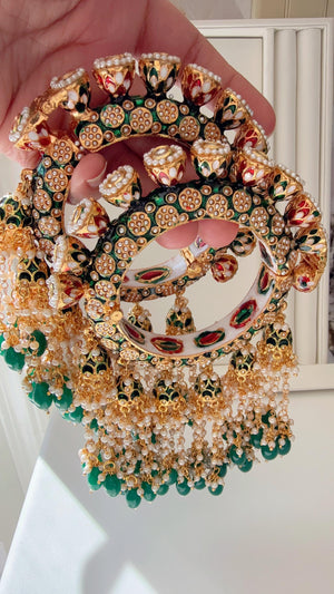 New arrival Bridal Rajwadi Kada with kalira jhumka / Sangeet Kada/ Emerald Rajwadi Kada /Indian Wedding jewelry/Green Kundan bridal bangles