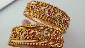 Traditional Gold Plated Bangles Set Of 2/Indian Bangles/Antique gold Kada/Kundan bridal bangles set/kada bangle set/Indian bangles Bracelets
