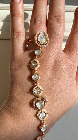 Moissanite diamond Hathphool /Diamond pearl hand harness/Indian Jewelry/Hand Jewelry/single Haath phool/Hathh Panja