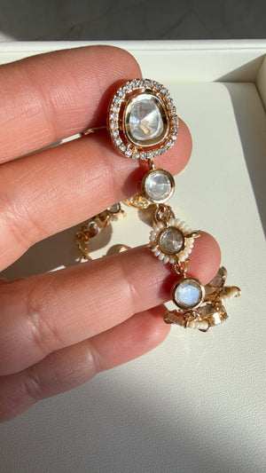 Moissanite diamond Hathphool /Diamond pearl hand harness/Indian Jewelry/Hand Jewelry/single Haath phool/Hathh Panja