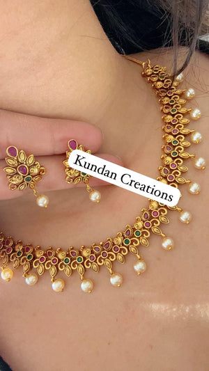 Ruby Green Choker Necklace /Indian Choker /Guttapusalu necklace /Temple jewelry/South Indian jewelry/Indian Wedding jewelry