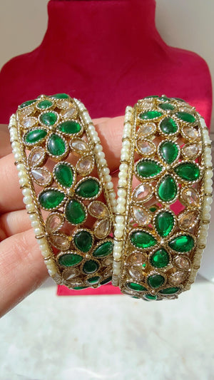 Openable Emerald Green Kundan Polki bridal Bangles kada pair/antique Finished Kundan Polki wide Kada/Indian Jewelry//green Kundan Kangan