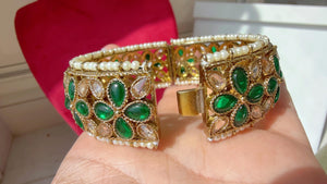 Openable Emerald Green Kundan Polki bridal Bangles kada pair/antique Finished Kundan Polki wide Kada/Indian Jewelry//green Kundan Kangan