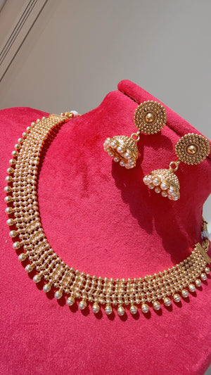 Antique Gold Necklace/Indian wedding jewelry/South Indian Jewelry/Wedding necklace/Temple Jewelry