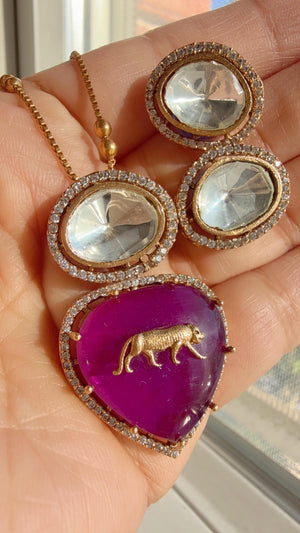 Sabyasachi Inspired Pendant Set with Jaguar on Natural Stone/Kundan Moissanite Necklace studs set / Indian Jewelry/Moissanite Pendant Set