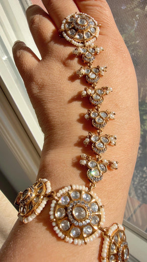 Sabyasachi inspired Moissanite diamond Bridal Hathphool /Diamond hand harness/Indian Jewelry/Hand Jewelry/Hathh Panja
