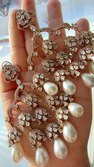 Faith Antique look Diamond Pearl Chandelier / Diamond Baby pink Chandbali Chandelier Earrings/Luxury Bridal Jewelry/Indian jhumka
