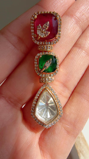 Classical Modern Kundan Ruby Green Hasli Necklace Set | Indian Bridal Hasli | Statement Wedding Jewelry - Niyati