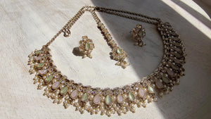 Petite look Antique Polki Kundan Mint pink Necklace Set with stud Earrings and Tikka | Indian Jewelry | Bridal Jewelry Kaur