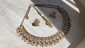 Petite look Antique Polki Kundan Mint pink Necklace Set with stud Earrings and Tikka | Indian Jewelry | Bridal Jewelry Kaur
