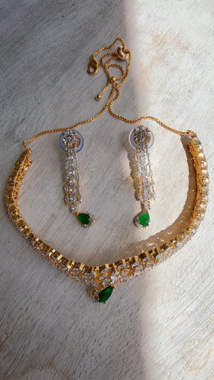 2 tone Emerald green diamond choker/Indian jewelry/Bridal choker/ bridal diamond choker/green necklace choker
