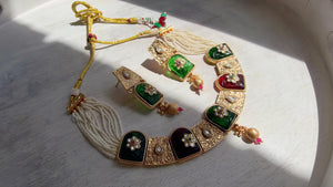 Traditional Kundan Statement Green Necklace Set/Indian Bridal Jewelry/Gold Finish Wedding Necklace - Heritage