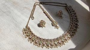 Petite look Antique Polki Kundan Mint pink Necklace Set with stud Earrings and Tikka | Indian Jewelry | Bridal Jewelry Kaur