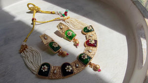 Traditional Kundan Statement Green Necklace Set/Indian Bridal Jewelry/Gold Finish Wedding Necklace - Heritage
