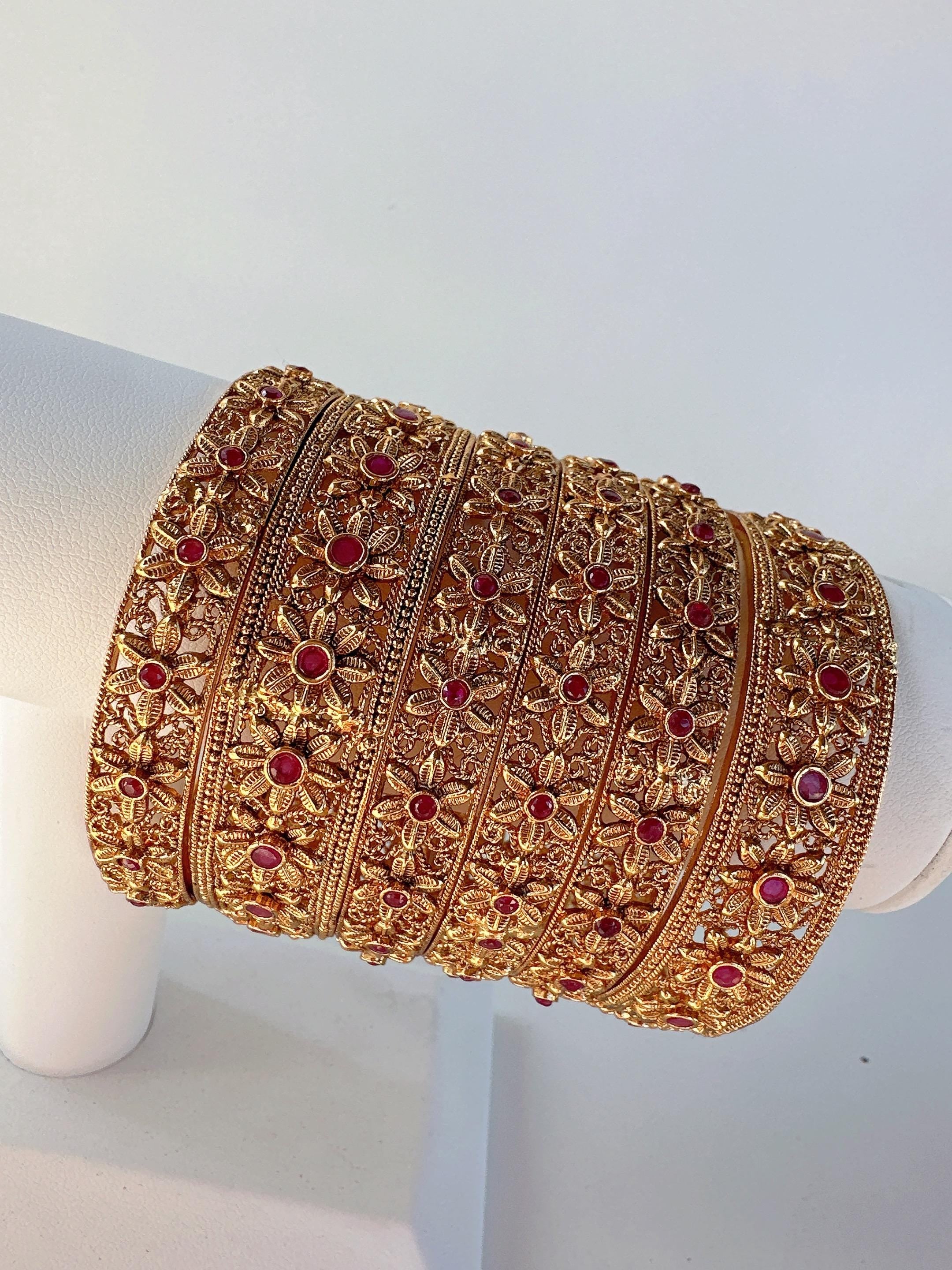 Set of 6 gold Antique Bridal bangles set/Bridal bangles/Rajwadi bangles/Indian Bangles/Bangles/gold plated bangles/Indian Wedding Jewelry