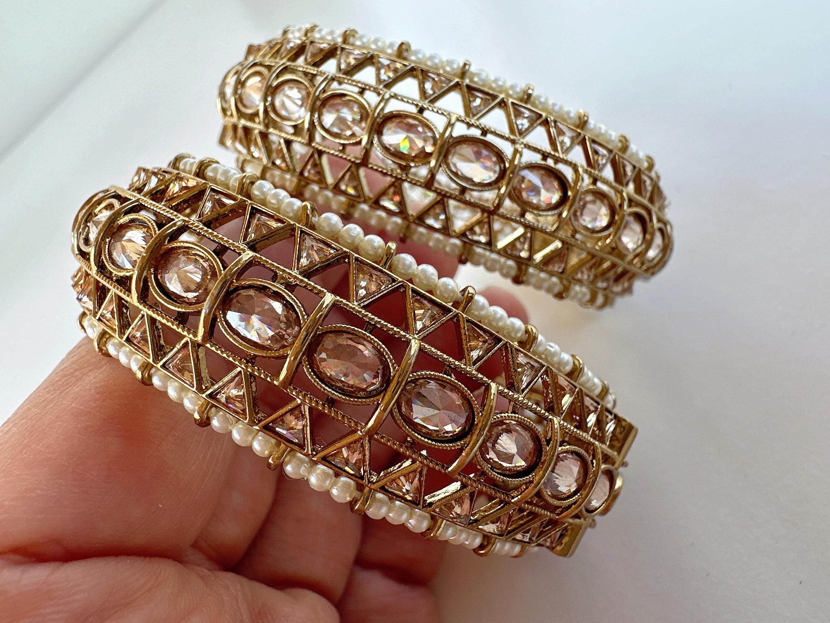 Openable Gold Kundan Polki Bangles pair/Polki Kundan antique finish Pearl Bangles /Indian Jewelry/Dull gold kundan bangles/Indian Wedding