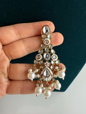 White Pearl Meenakari Kundan Necklace Set with long jhumka and Tikka /Kundan Choker/bridal necklace/Indian wedding jewelry/