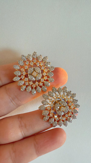 Diamond CZ 2 tone gold Diamond studs /Indian Studs/Indian Jewelry/diamond Studs/Statement Stud Earring/Kundan Stud Earrings