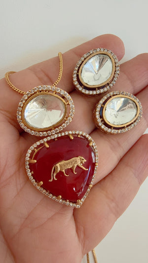 Sabyasachi Inspired Pendant Set with Jaguar on Natural Stone/Kundan Moissanite Necklace studs set / Indian Jewelry/Moissanite Pendant Set