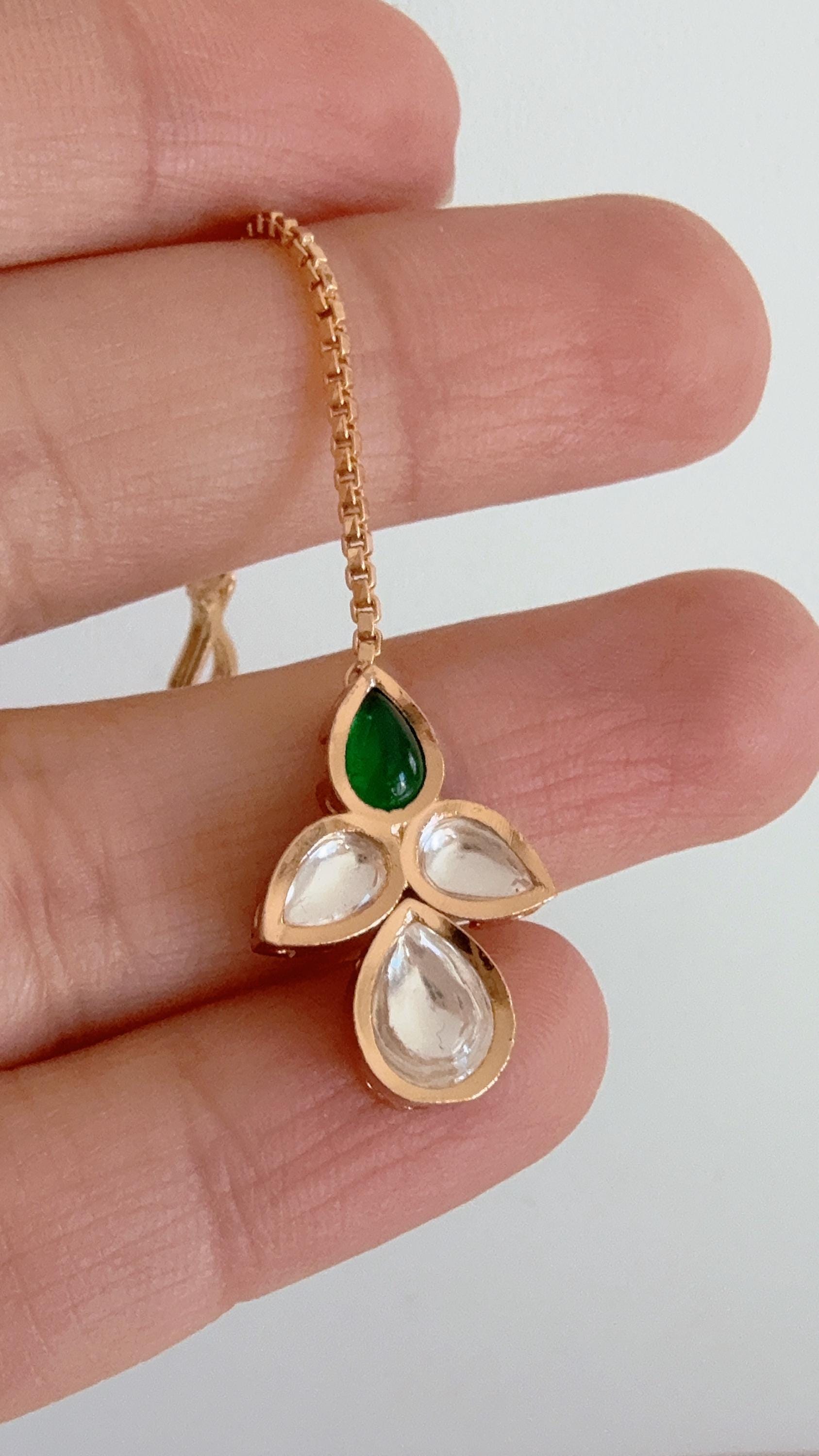 Dainty Maang tikka/ Kundan Tikka/ Indian Wedding Jewelry/ Pakistani Jewelry/ Matha patti/ Indian forehead jewelry/Kundan Maangtikka