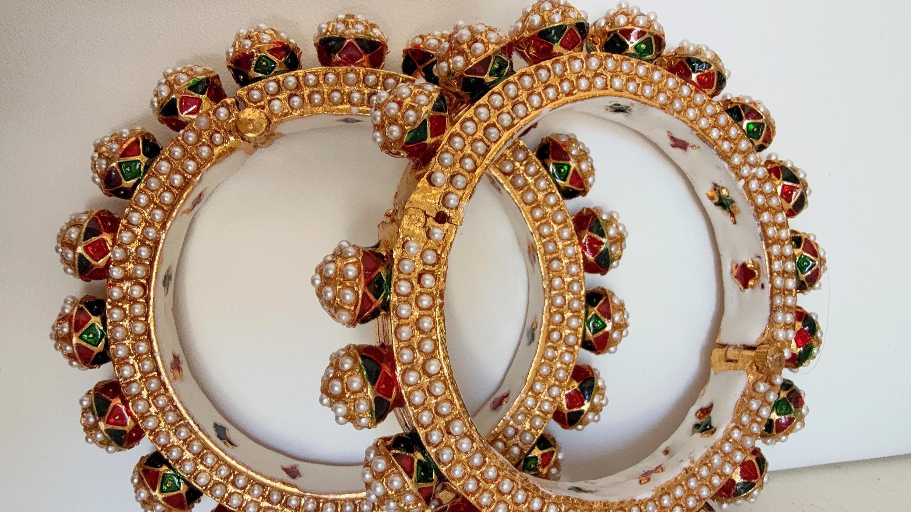 Multi pearls Rajwadi Kada / Gold Pearl Kada/ Emerald Rajwadi Kada /Indian Wedding jewelry/ Kundan bridal bangles/Rajwadi Jadau Kada