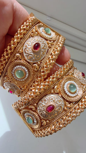 Openable Rajwadi multi color single wide kada /Antique gold Kada/Kundan bridal Kada /Gold Kada/Indian bangles /Indian Wedding jewelry