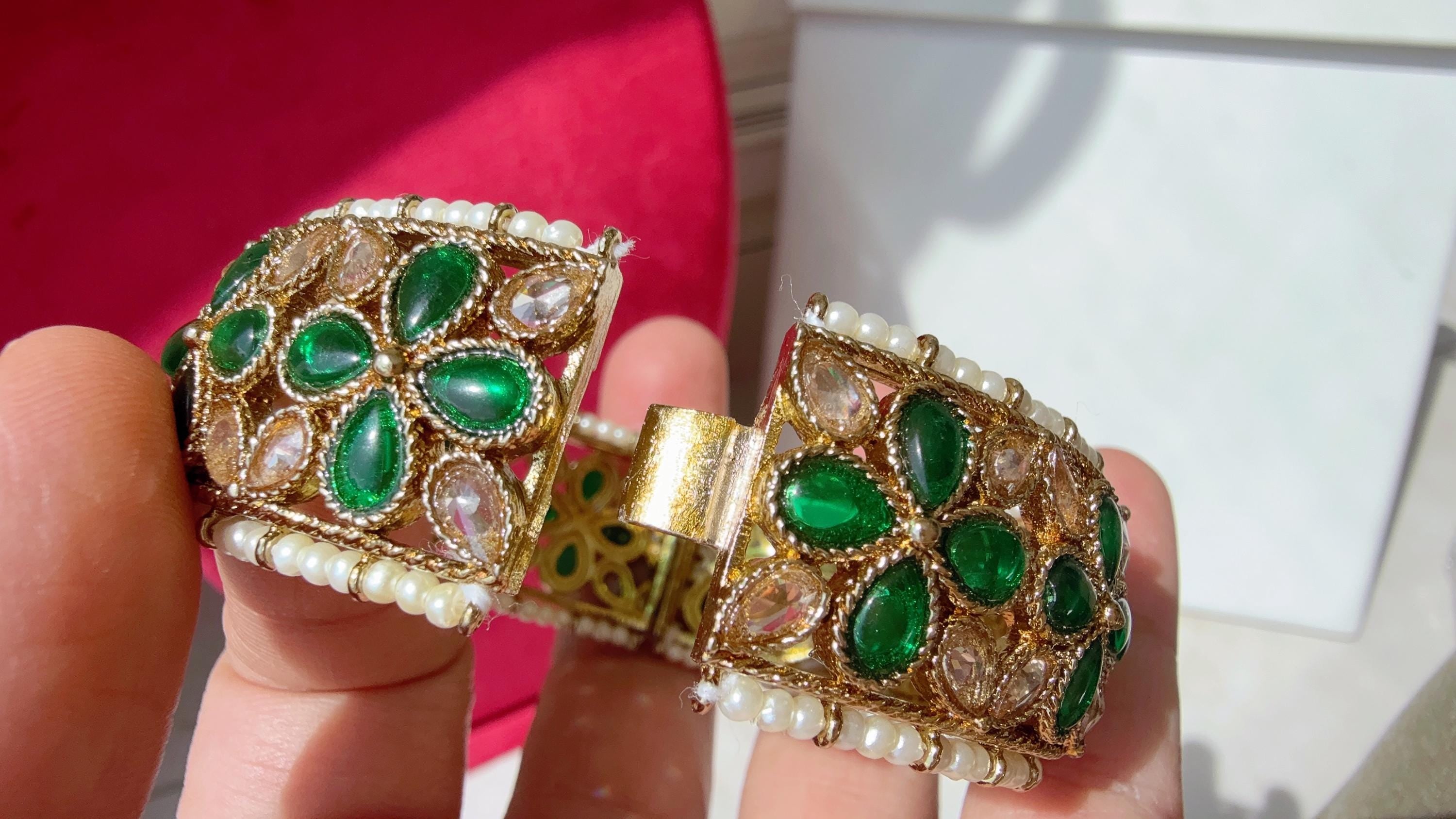 Openable Emerald Green Kundan Polki bridal Bangles kada pair/antique Finished Kundan Polki wide Kada/Indian Jewelry//green Kundan Kangan