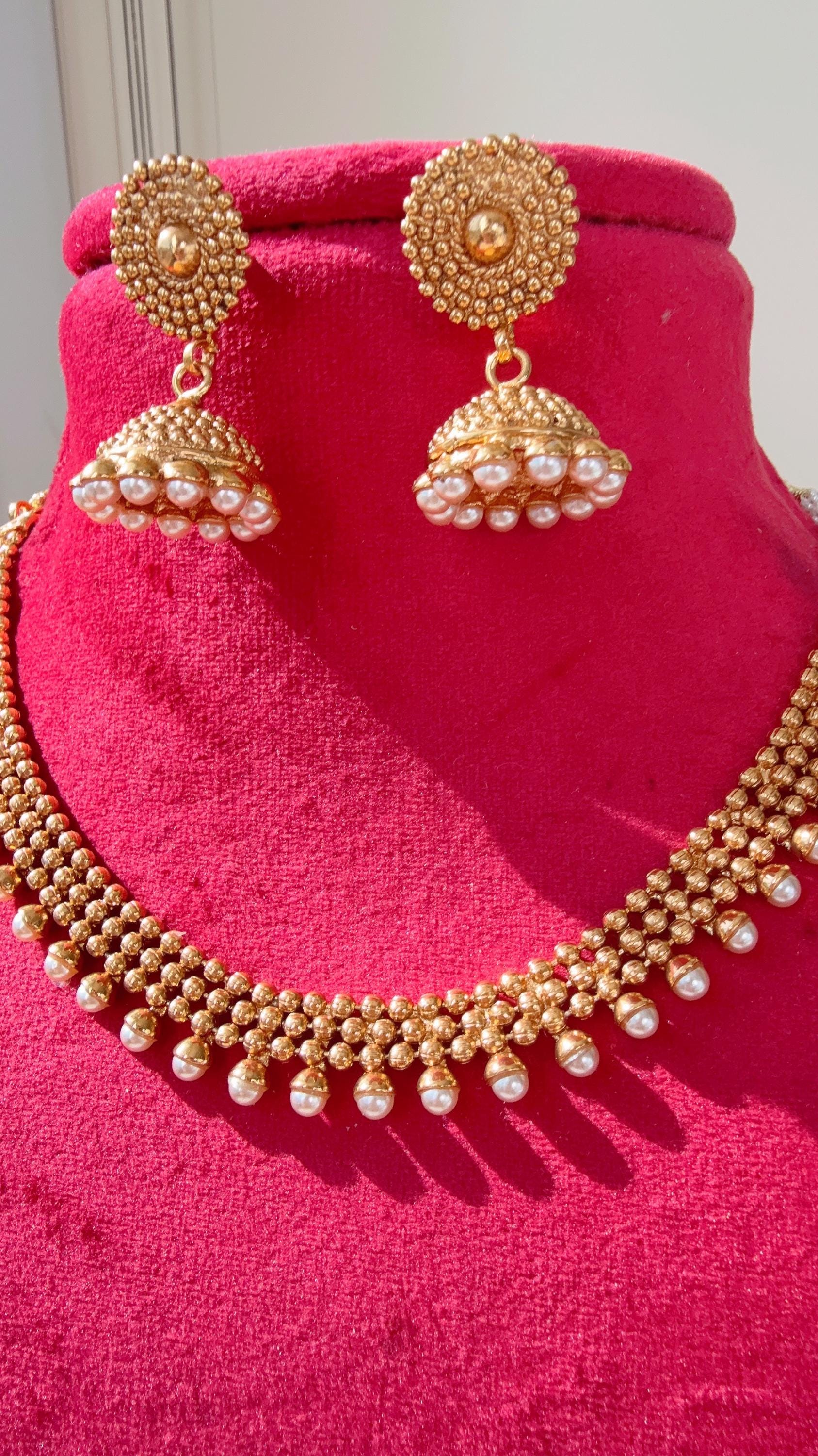 Antique Gold Necklace/Indian wedding jewelry/South Indian Jewelry/Wedding necklace/Temple Jewelry