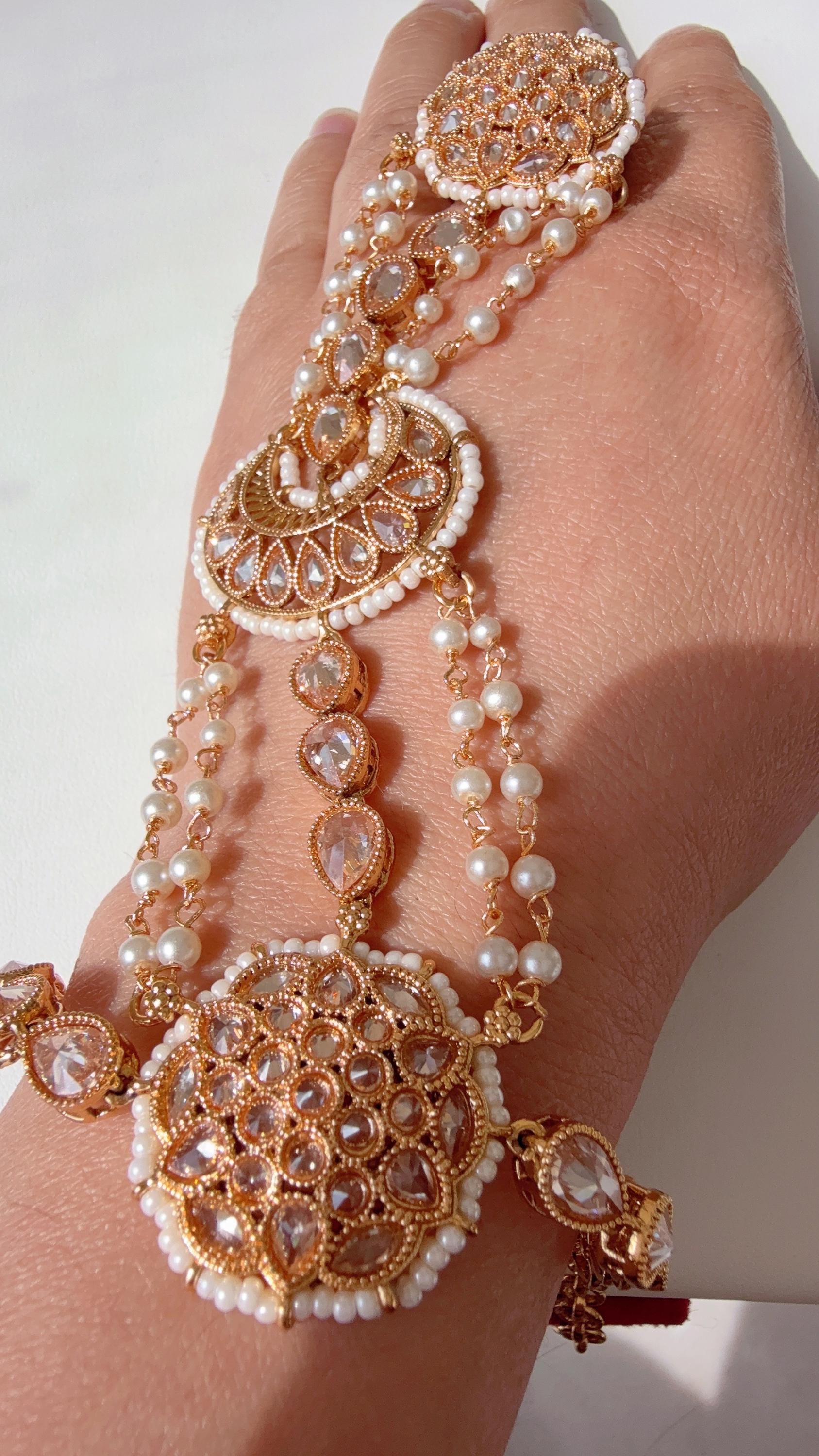 Gold Polki Pearl Kundan Hath Paan single /hand harness/Indian Jewelry/Hand Jewelry/Haath phool/Hand Chain Bracelet for Her