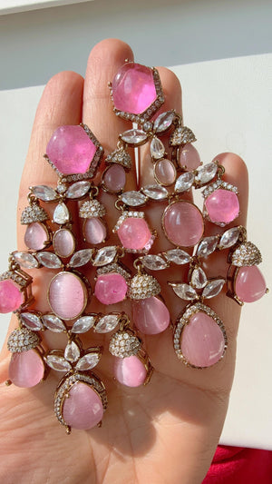 Sabyasachi-Inspired Doublet Baby pink kundan Earrings/Elegant Statement Jewelry/ Doublet Baby pink Earrings/Bridal Diamond earrings