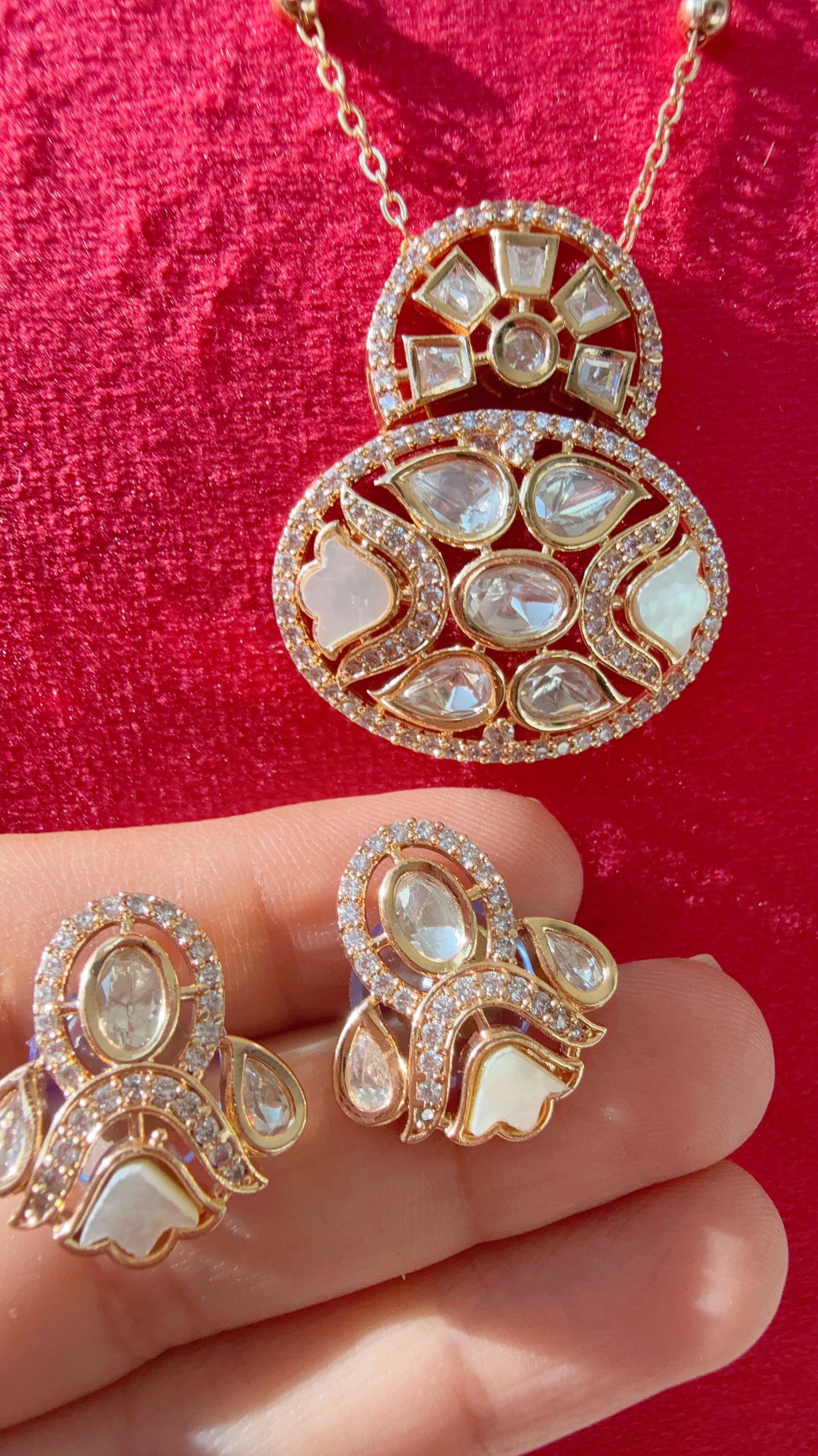 Moissanite chain pendant necklace Set/diamond pendant set / Indian wedding Jewelry/Moissanite Kundan Jewelry