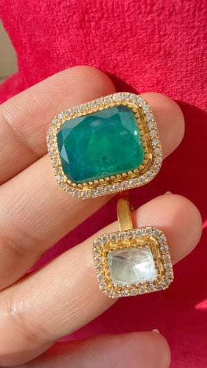 Kundan Moissanite Emerald green diamond Ring/Adjustable Ring/Double Finger Kundan Ring /Indian Wedding jewelry/Two Finger Kundan ring