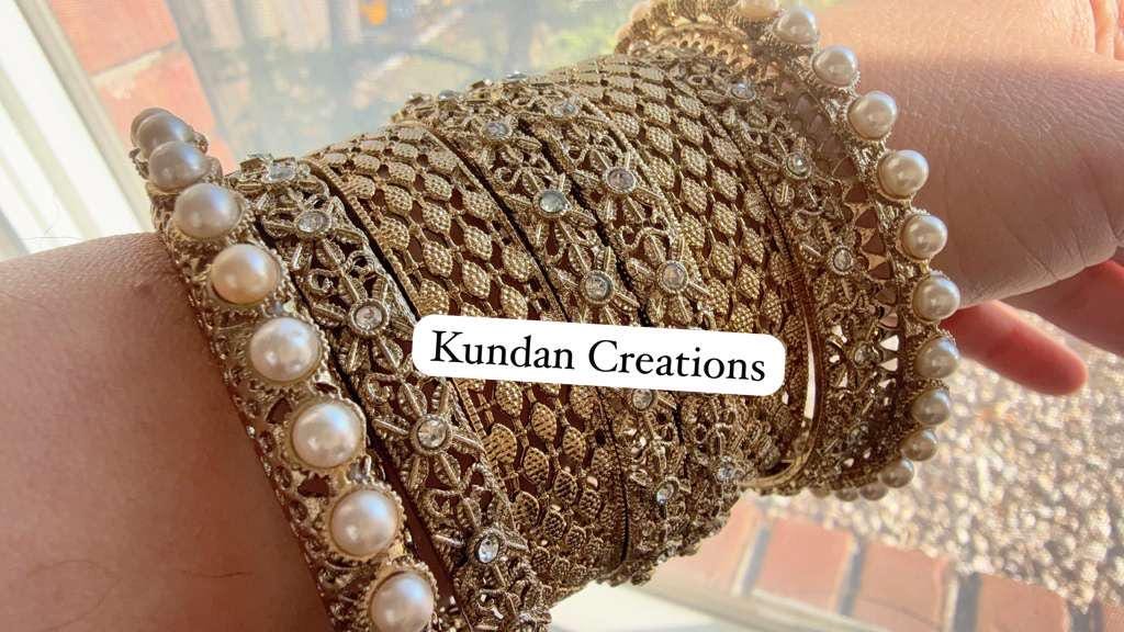 Antique Gold diamond Bangles /Flower Design real gold look like bangle design/Indian Bangles/ Indian jewelry/Filigree Antique Bangles