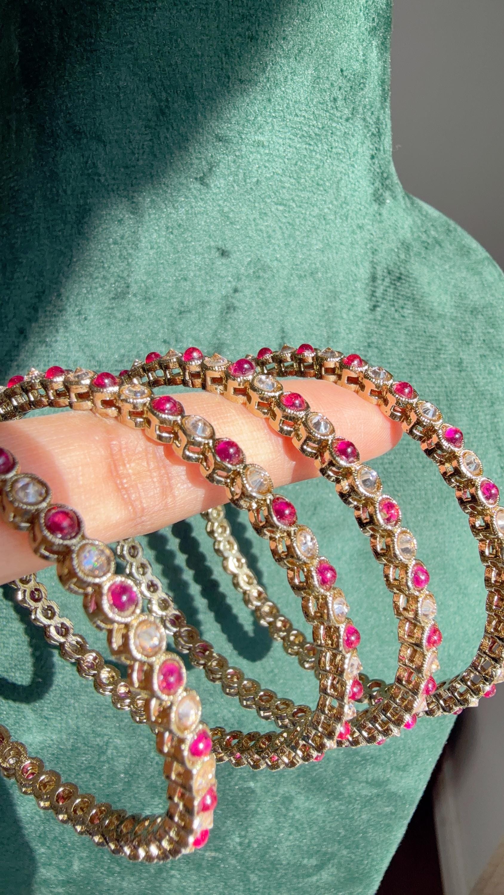 Antique finish Kundan polki Ruby Bangles Set(4 Pc)/Indian bangles/Indian Jewelry/ kundan bangles/Bridal bangles/wedding jewelry