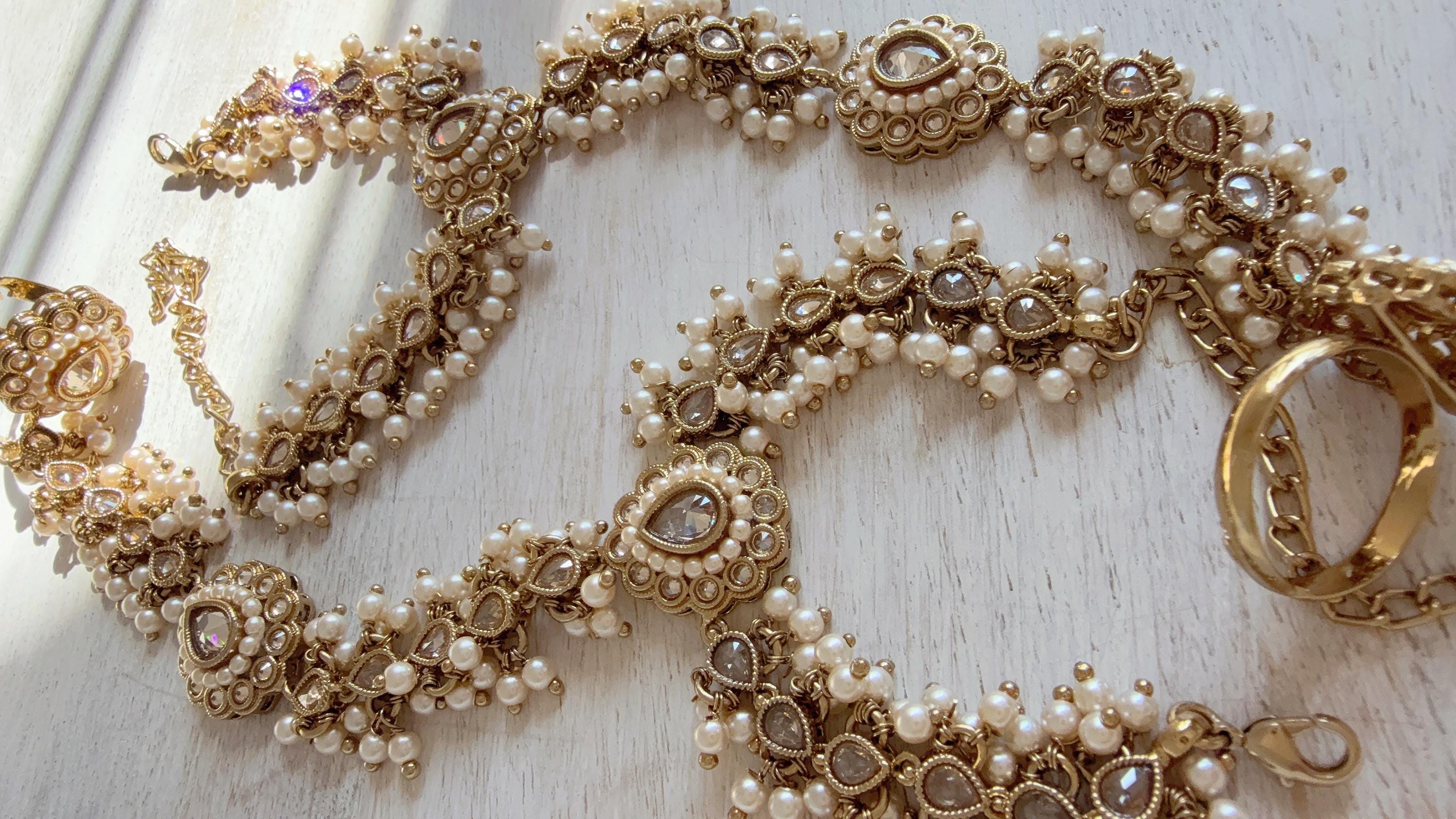Antique dull Gold Polki Pearl Kundan Hath Paan single /hand harness/Indian Jewelry/Hand Jewelry/Haath phool/Hathh Panja