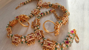 Pachi kundan Sabyasachi inspired Moissanite diamond Bridal Hathphool single /Diamond hand harness/Indian Jewelry/Hand Jewelry/Hathh Panja
