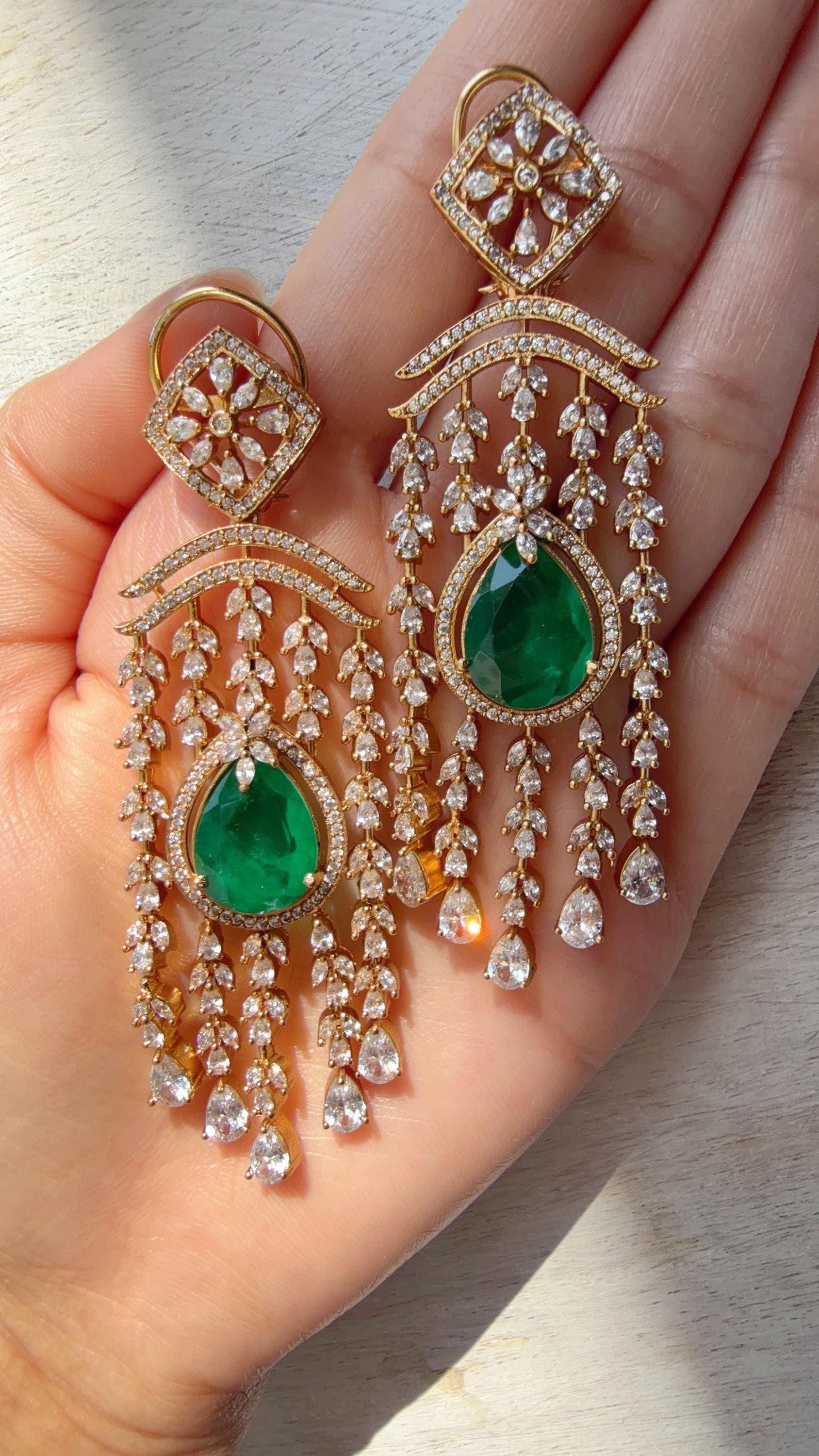 Green doublet diamond Chandelier Earrings/Statement diamond Earrings/Diamond Drop Earrings/Suhag Bridal earrings