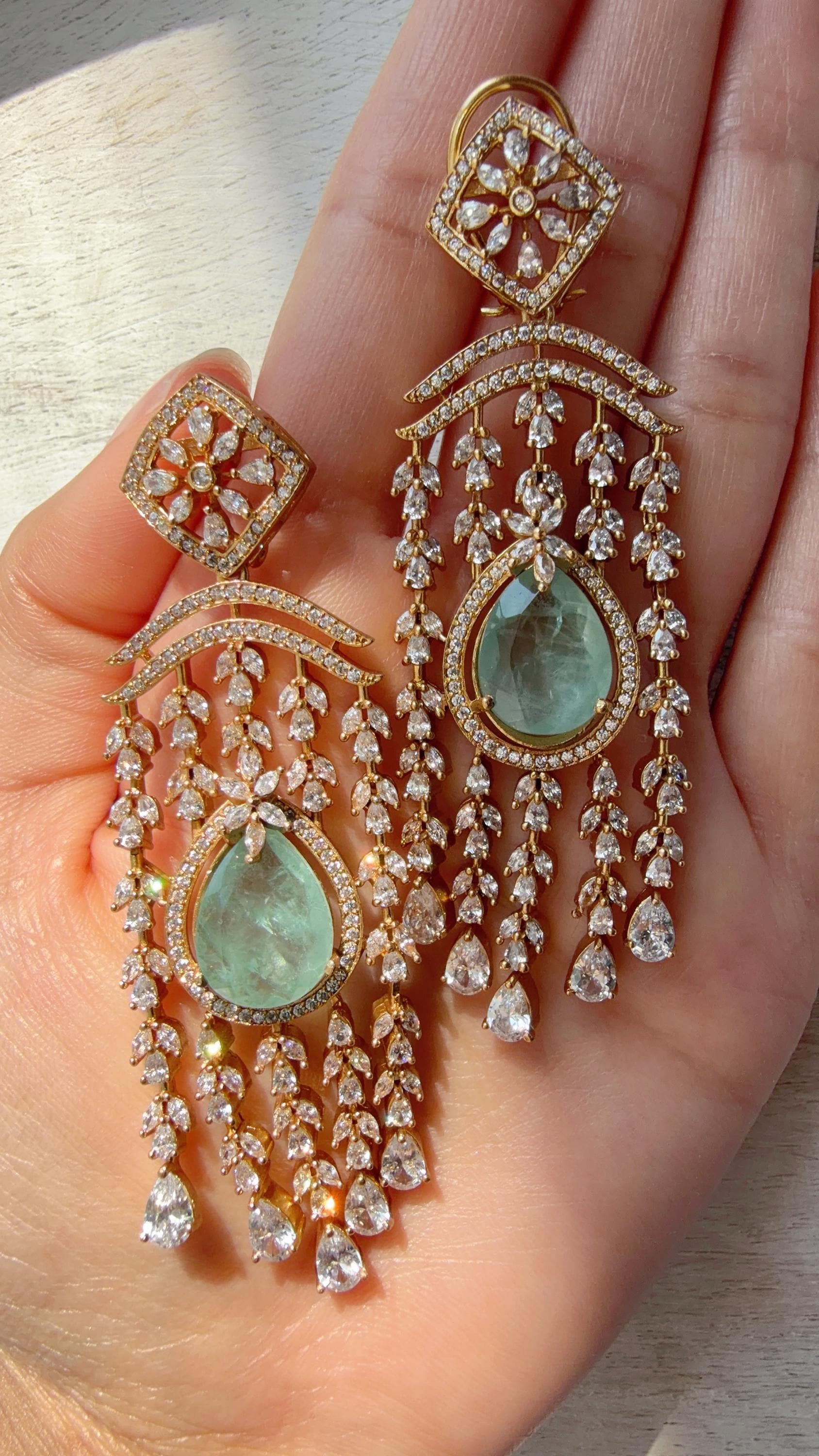 Mint doublet diamond Chandelier Earrings/Statement diamond Earrings/Diamond Drop Earrings/Suhag Bridal earrings
