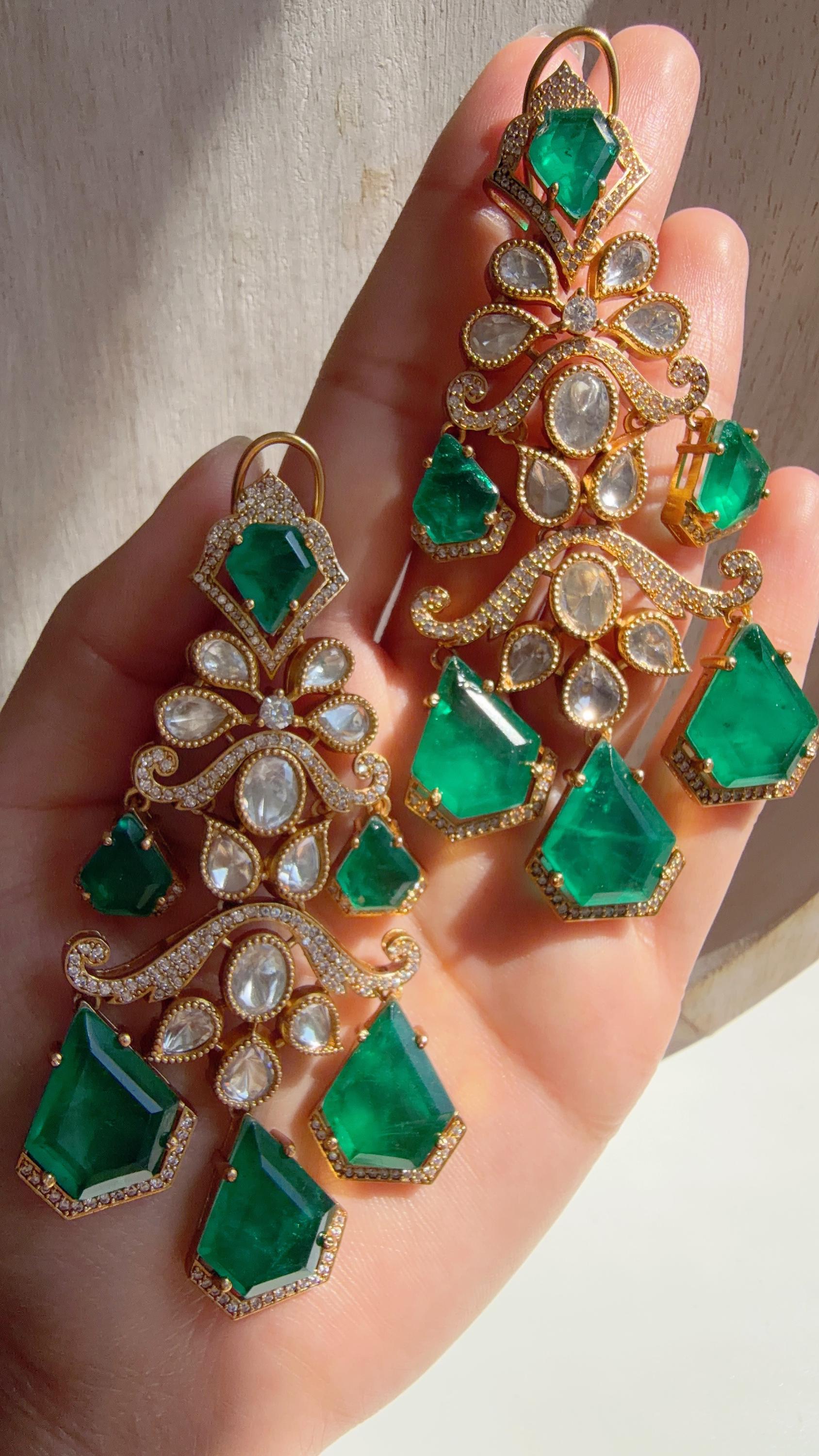 Statement Moissanite Green doublet Earrings/Elegant Long Drop Large Earrings |/kundan Earrings/Sia Bridal Diamond earrings