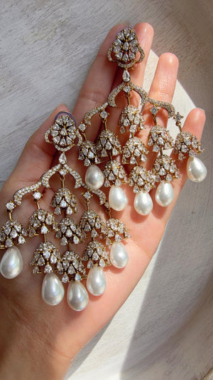 Mehendi Antique look Diamond Pearl Chandelier/ Chandbali Chandelier Earrings/Luxury Bridal Jewelry/Indian jhumka/Faith