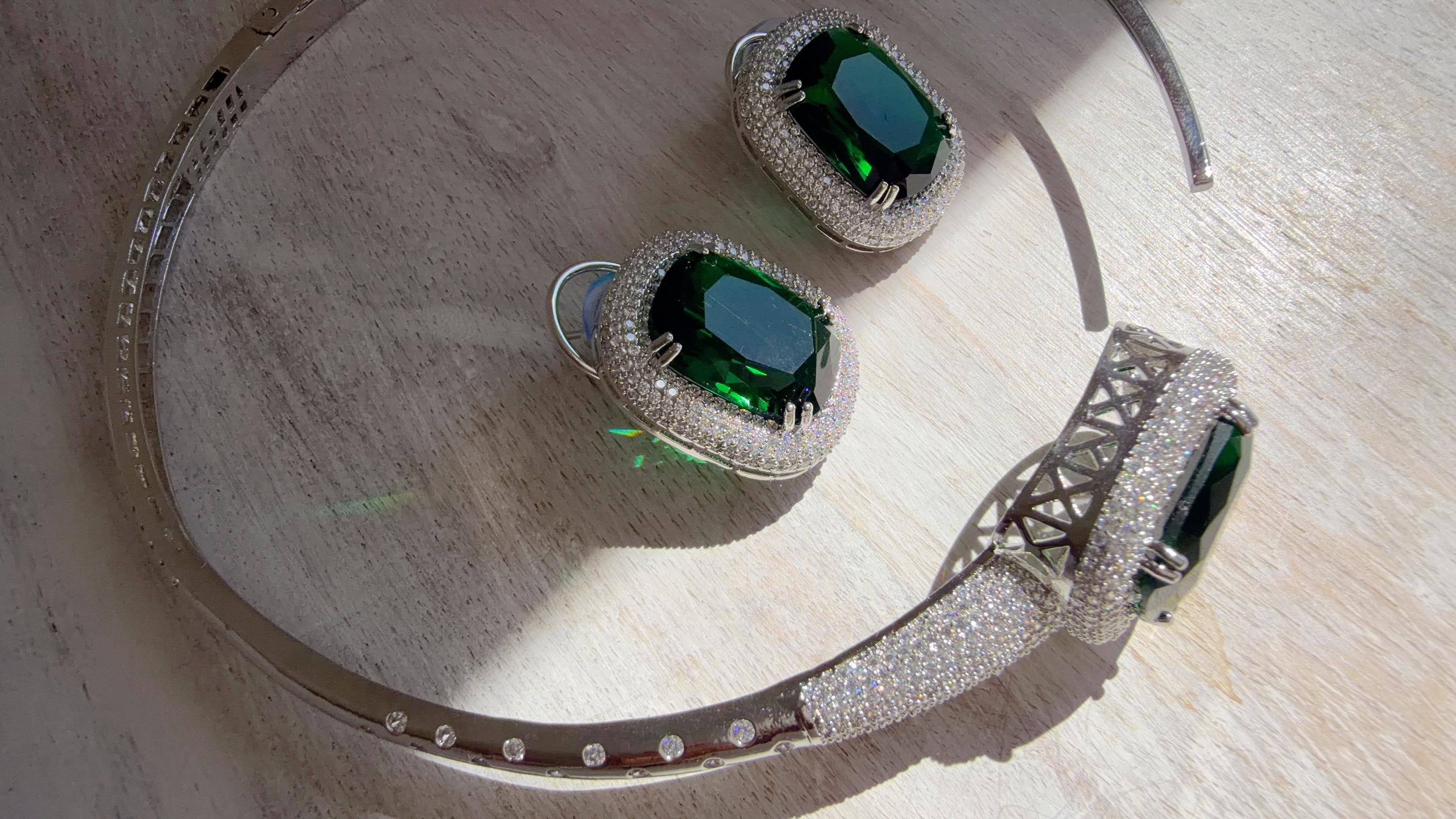 Emerald Green Hasli Necklace and Stud Earrings Set | Moissanite CZ Jewelry | Luxury Statement Set - Hellen