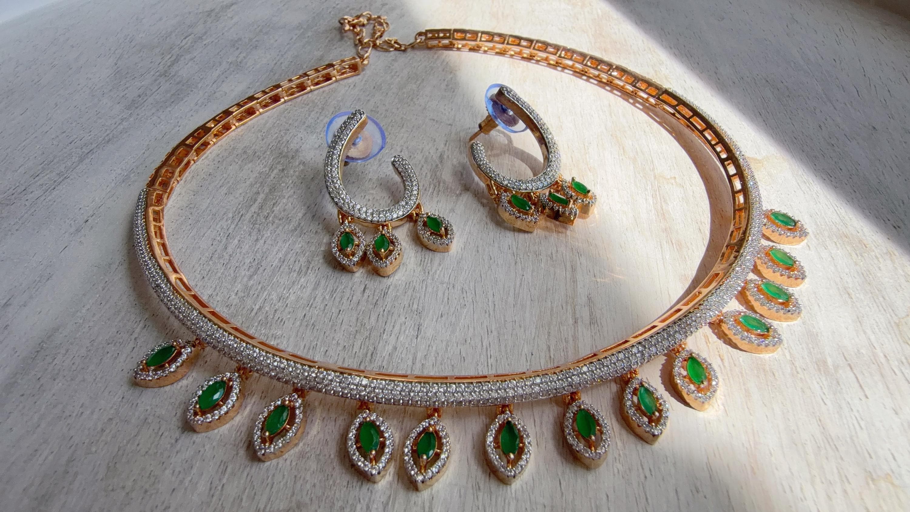 Emerald Green Moissanite CZ hasli Necklace Set | 2 Tone Indian Bridal Jewelry | Statement Wedding Collar Necklace