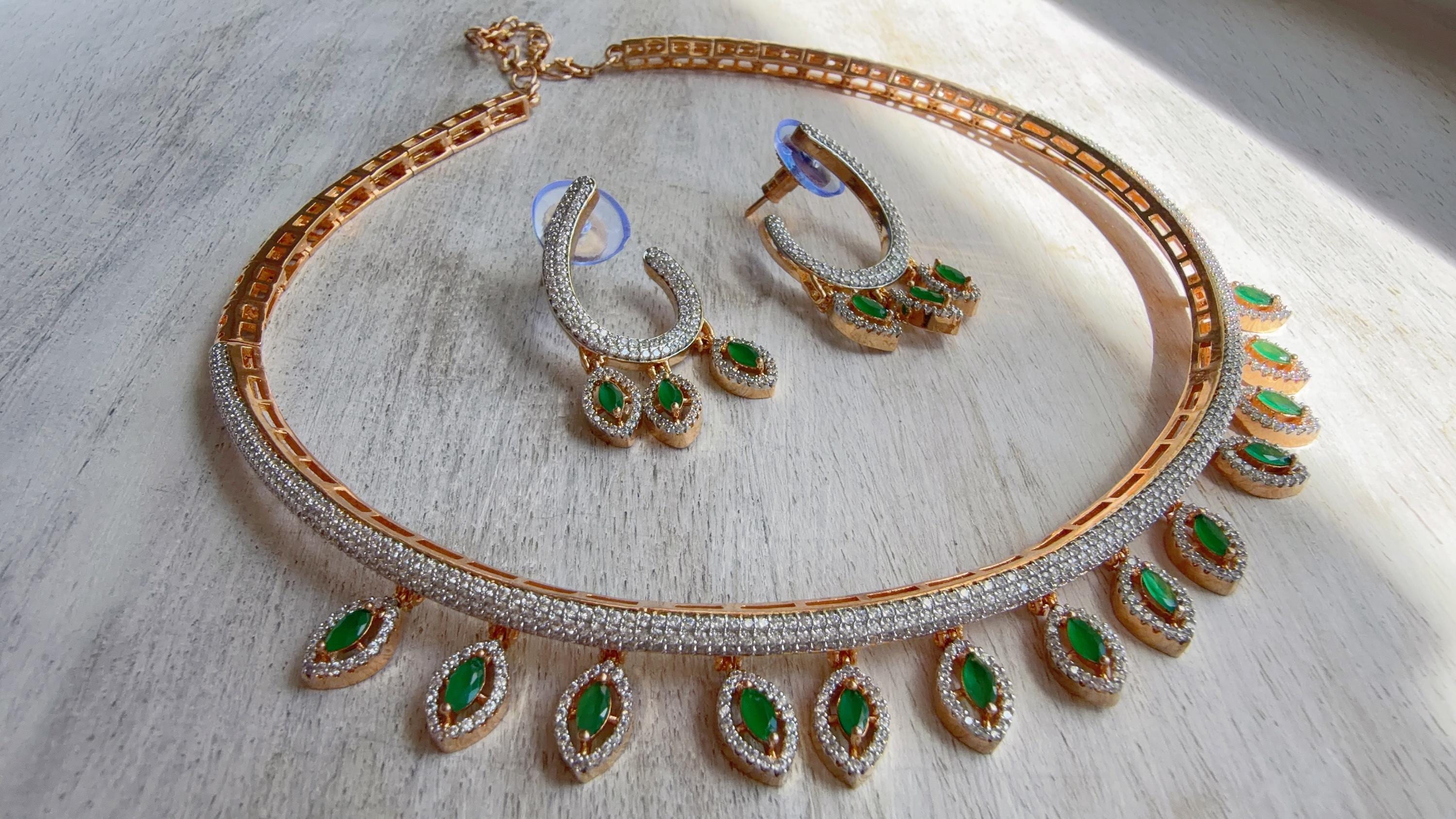 Emerald Green Moissanite CZ hasli Necklace Set | 2 Tone Indian Bridal Jewelry | Statement Wedding Collar Necklace