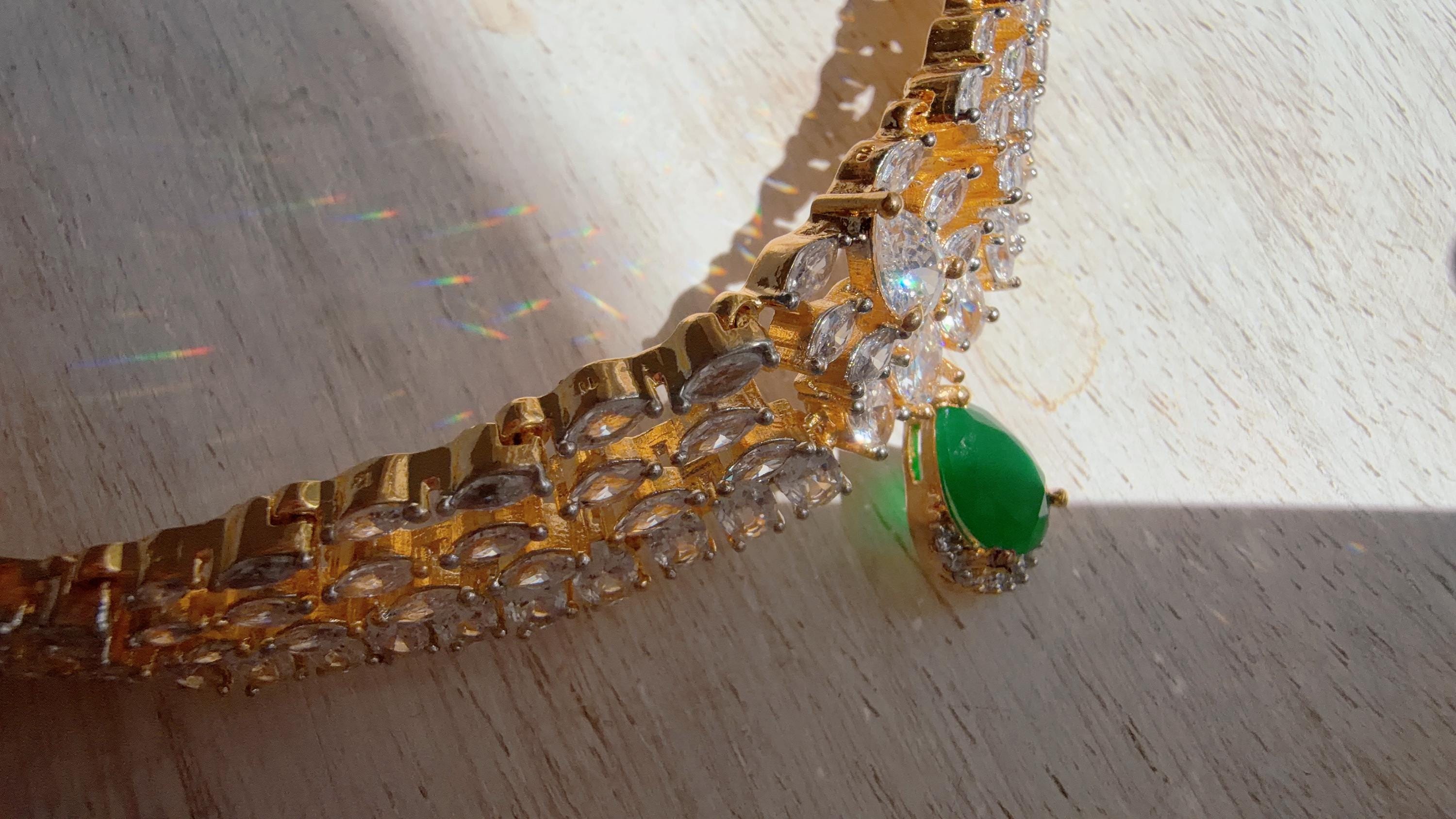 2 tone Emerald green diamond choker/Indian jewelry/Bridal choker/ bridal diamond choker/green necklace choker