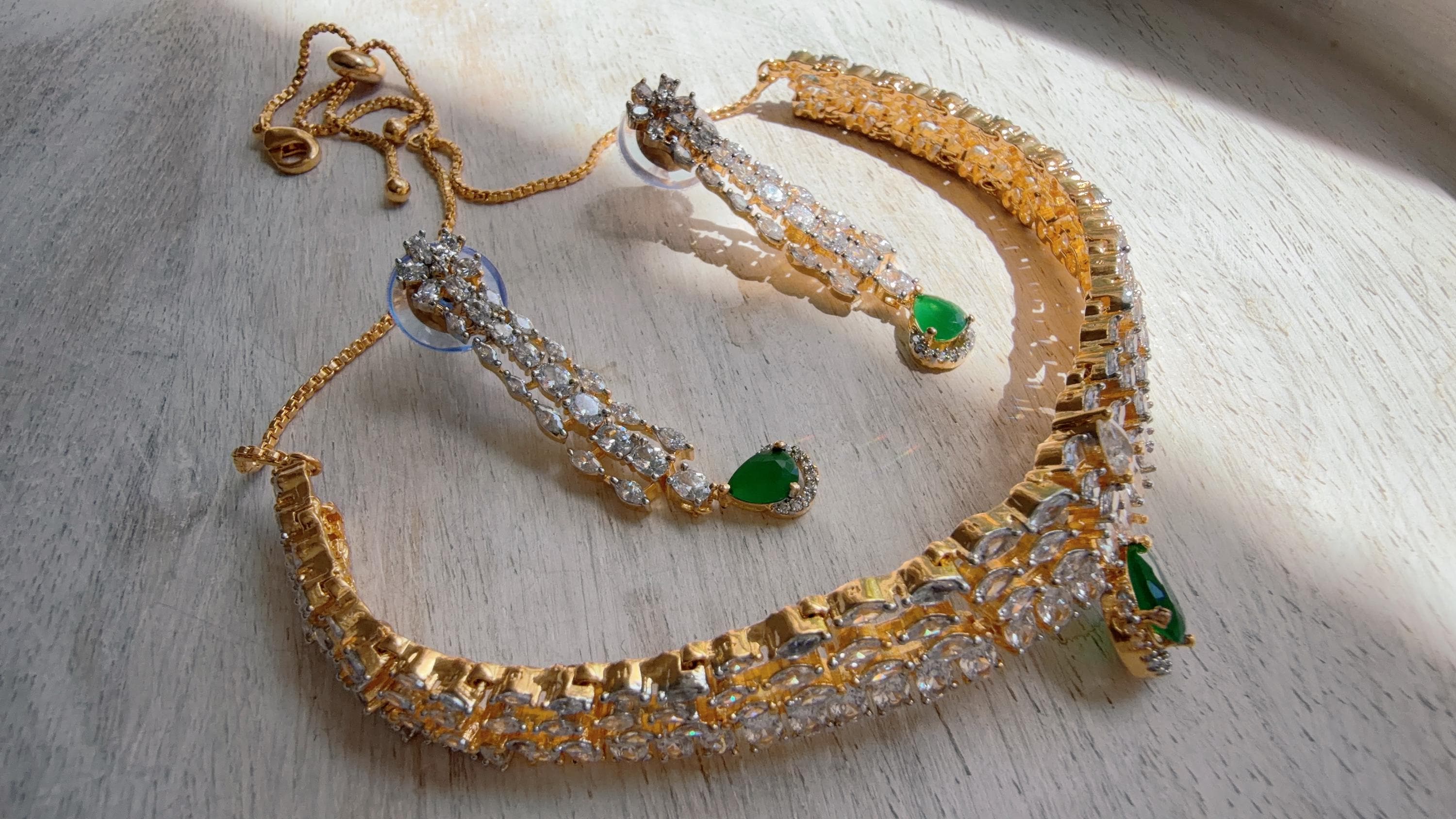 2 tone Emerald green diamond choker/Indian jewelry/Bridal choker/ bridal diamond choker/green necklace choker