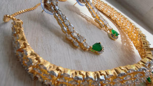 2 tone Emerald green diamond choker/Indian jewelry/Bridal choker/ bridal diamond choker/green necklace choker