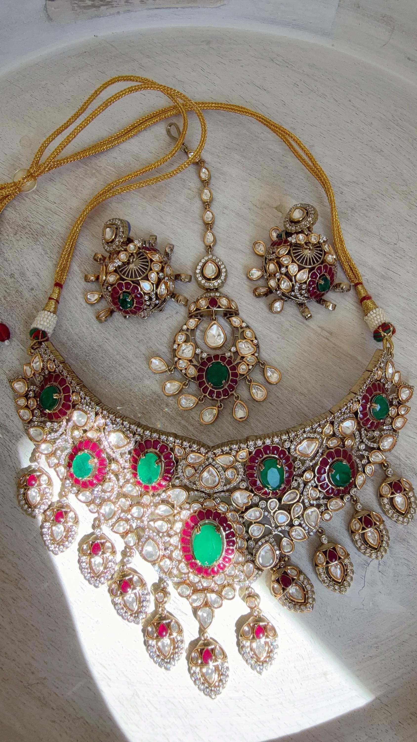 Ruby Green Kundan Choker Necklace Set | Statement Choker with jhumka Maang tikka | Indian Bridal Jewelry/Moissanite diamond necklace