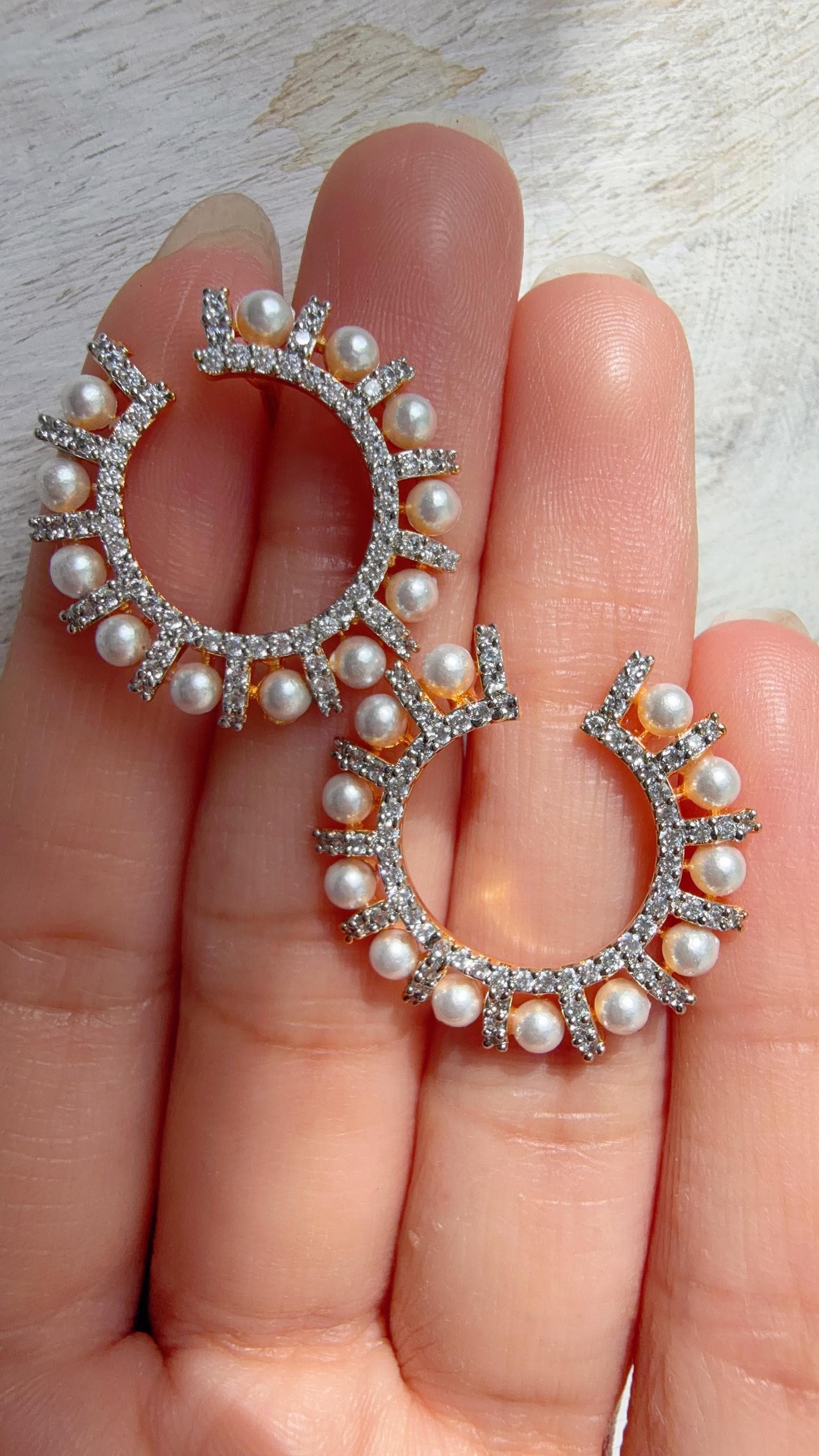Diamond 2 tone Diamond studs /Indian Studs/Indian Jewelry/diamond Studs/Statement Stud Earring/Kundan Stud Earrings